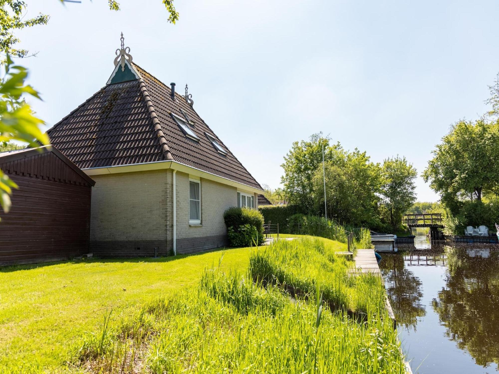 Detached Bungalow With 2 Bathrooms, In The Middle Of Nature Earnewâld Extérieur photo